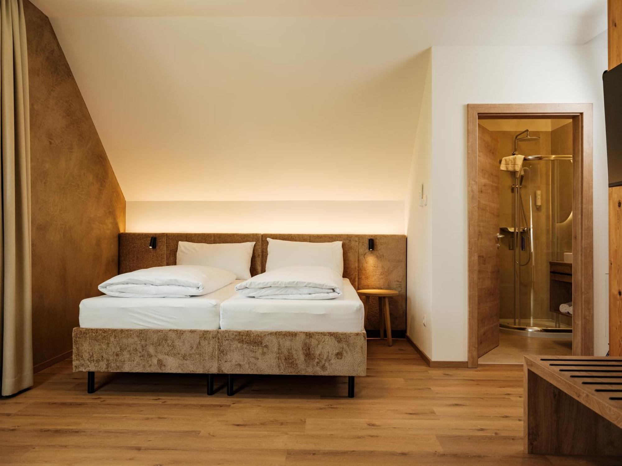 Hotel Neustifter Poysdorf Ngoại thất bức ảnh
