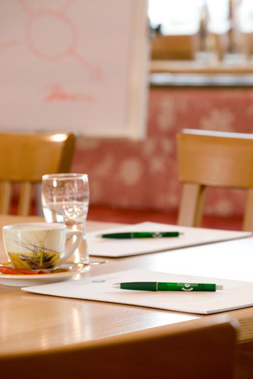 Hotel Neustifter Poysdorf Ngoại thất bức ảnh